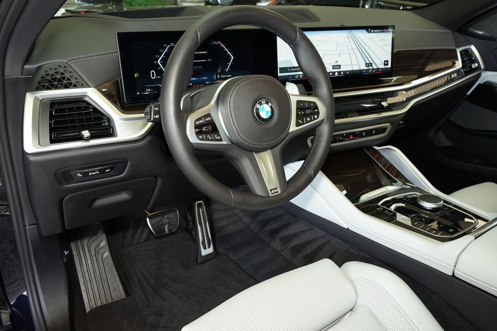 Used 2025 BMW X6 xDrive40i image 2