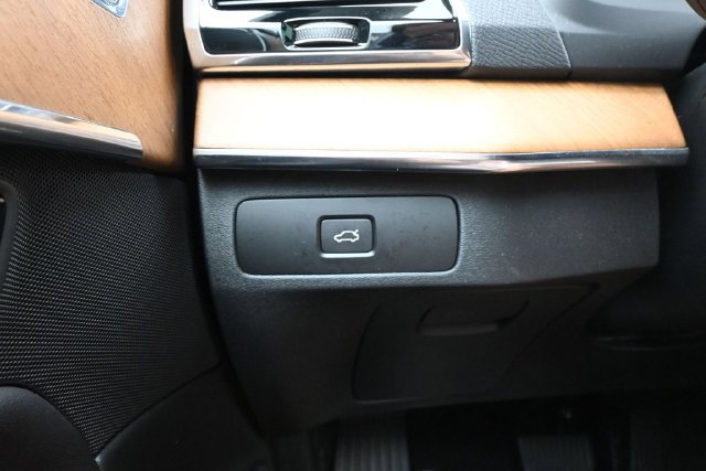 Used 2024 Volvo XC90 B6 Plus w/ Protection Package AWD/4WD image 27