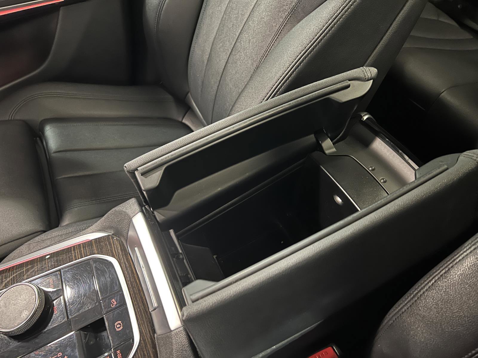 Used 2020 BMW X5 xDrive40i w/ Premium Package image 22