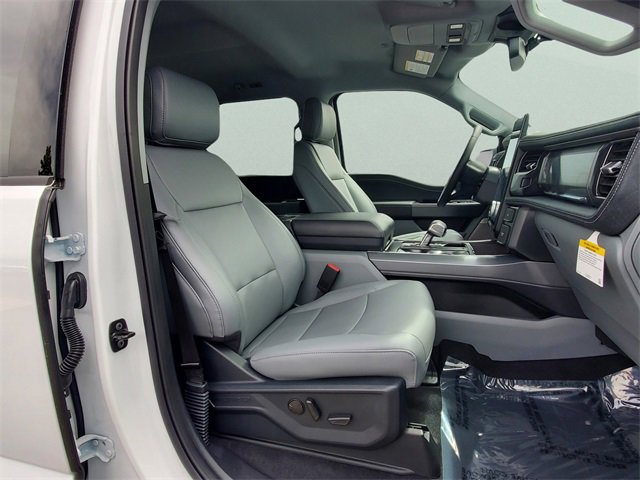 New 2025 Ford F150 Lightning Flash image 23