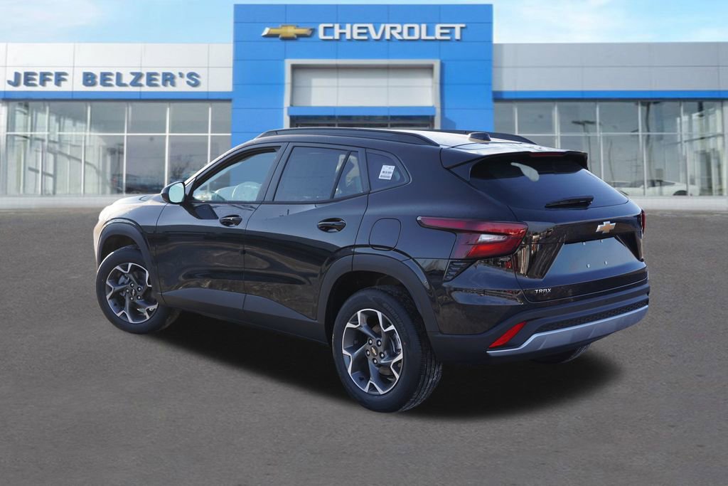 New 2026 Chevrolet Trax LT w/ Driver Confidence Package image 5