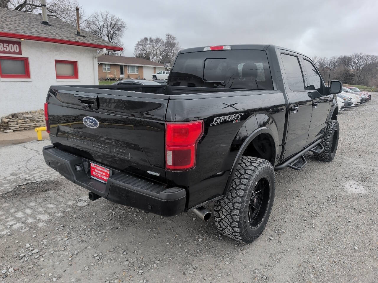 Used 2018 Ford F150 Lariat w/ Equipment Group 502A Luxury AWD/4WD image 3