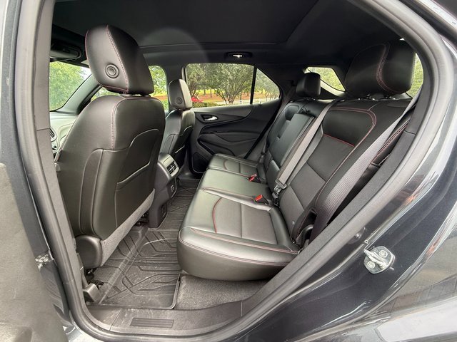 Used 2022 Chevrolet Equinox RS w/ RS Leather Package image 15