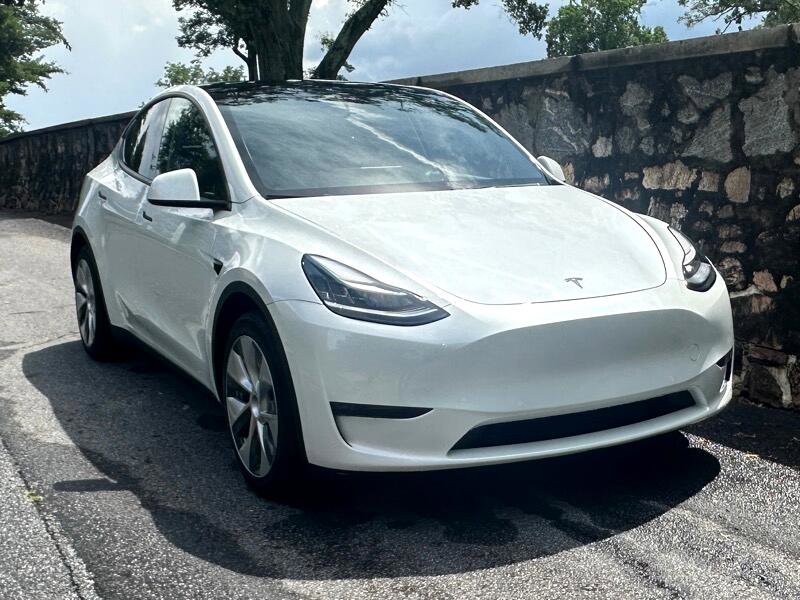 Used 2021 Tesla Model Y Long Range image 13