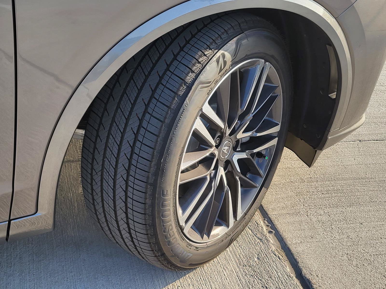 New 2026 Acura MDX w/ Advance Package AWD/4WD image 8