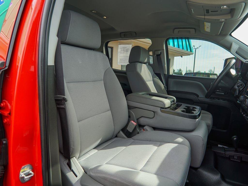 Used 2018 Chevrolet Silverado 3500 W/T w/ WT Convenience Package AWD/4WD image 24