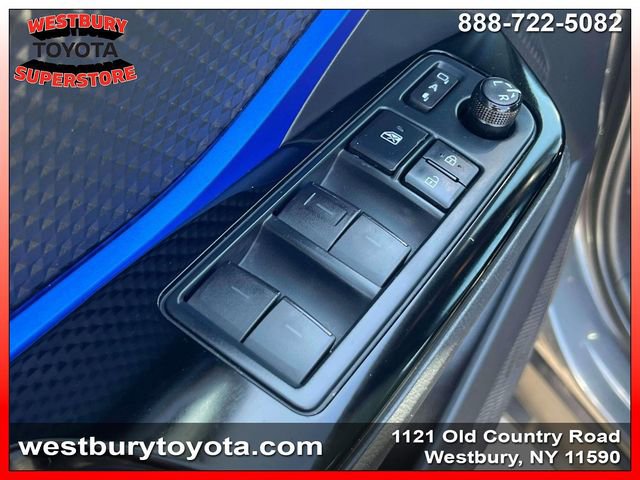 Used 2020 Toyota C-HR XLE FWD image 19