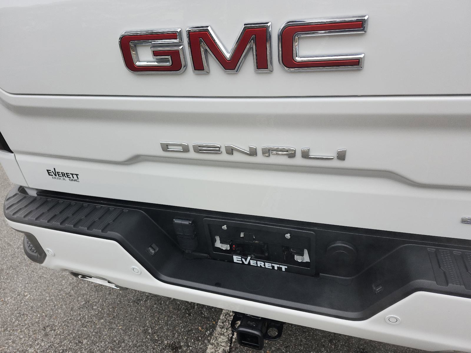 Used 2023 GMC Sierra 1500 Denali w/ Denali Reserve Package image 4
