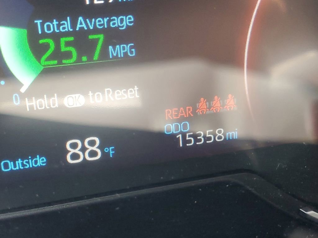 Used 2024 Toyota RAV4 LE image 22