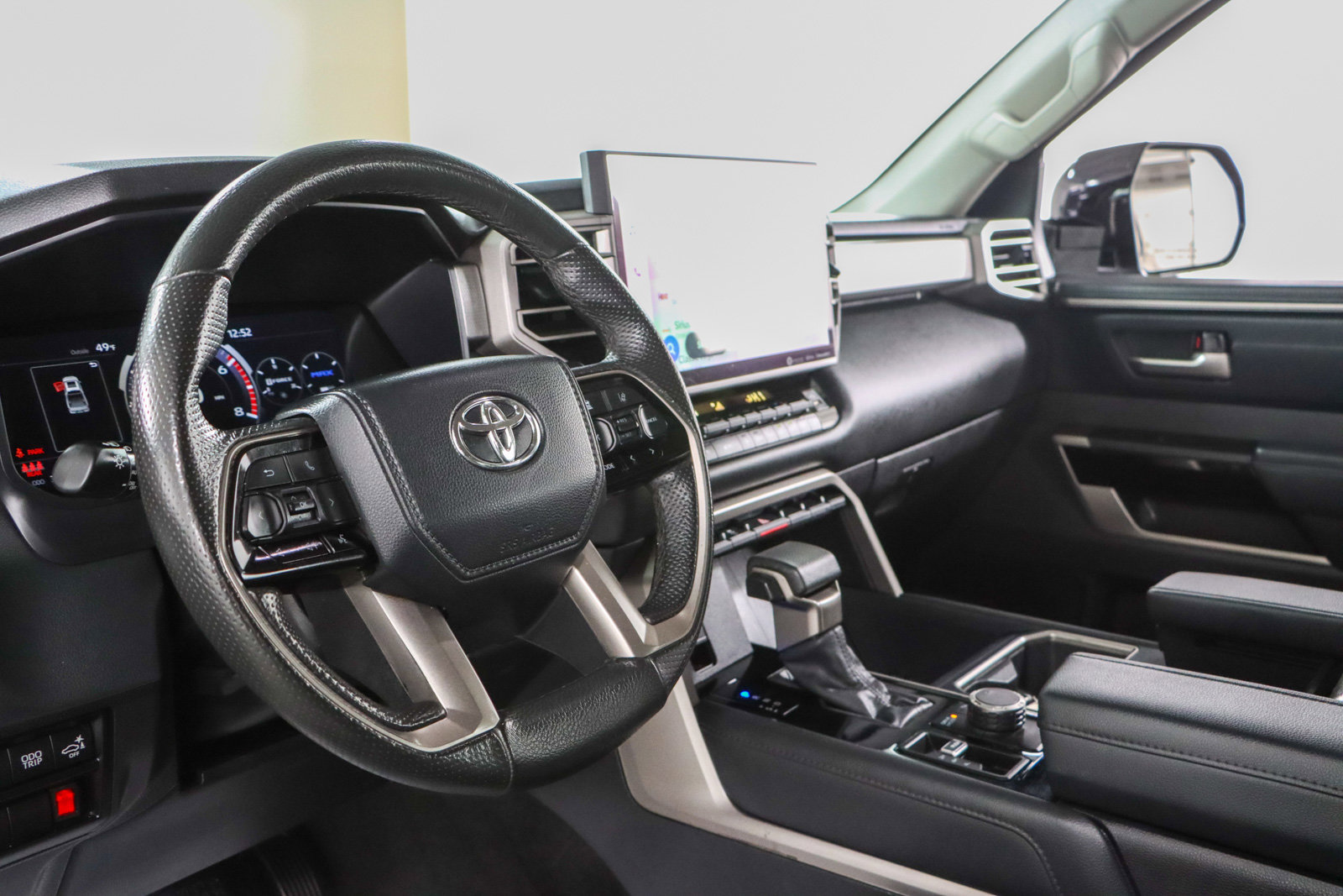 Used 2024 Toyota Tundra Limited w/ Nightshade Package AWD/4WD image 24