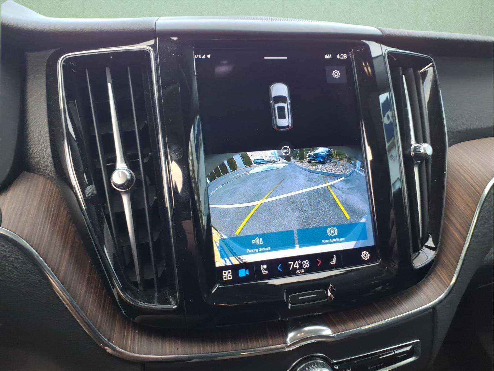 Used 2023 Volvo XC60 B5 Plus w/ Climate Package image 25