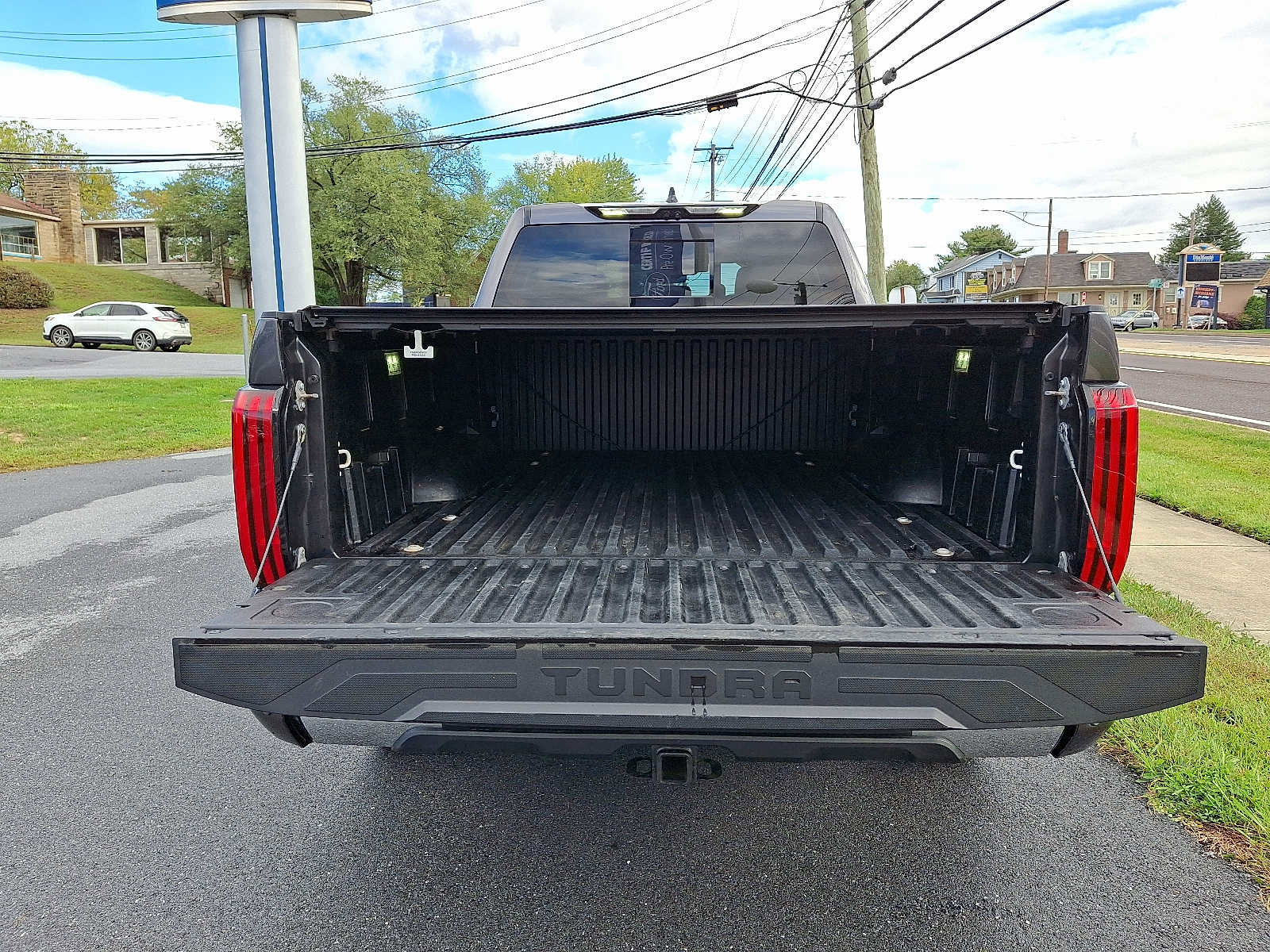 Used 2022 Toyota Tundra SR5 image 31