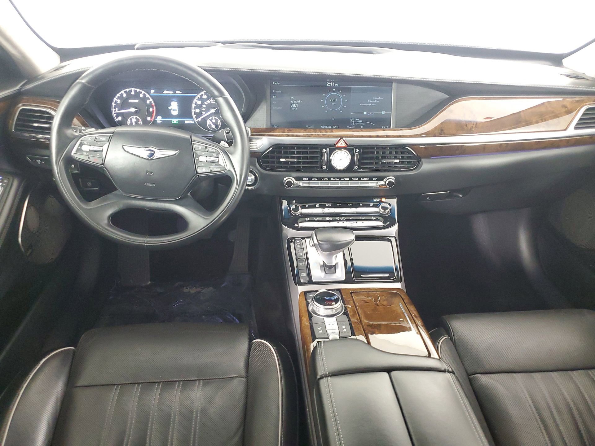 Used 2017 Genesis G90 3.3T Premium image 49