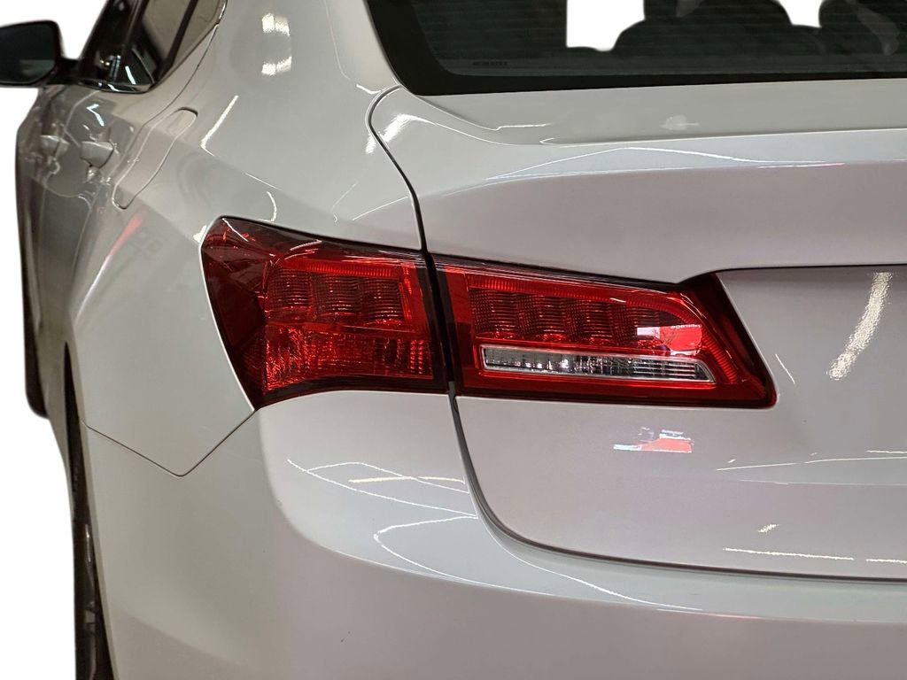 Used 2020 Acura TLX FWD image 13