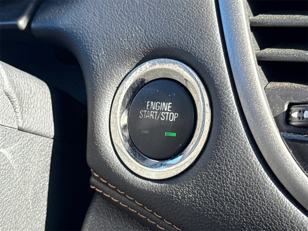 Used 2018 Chevrolet Trax LT w/ Driver Confidence Package image 24