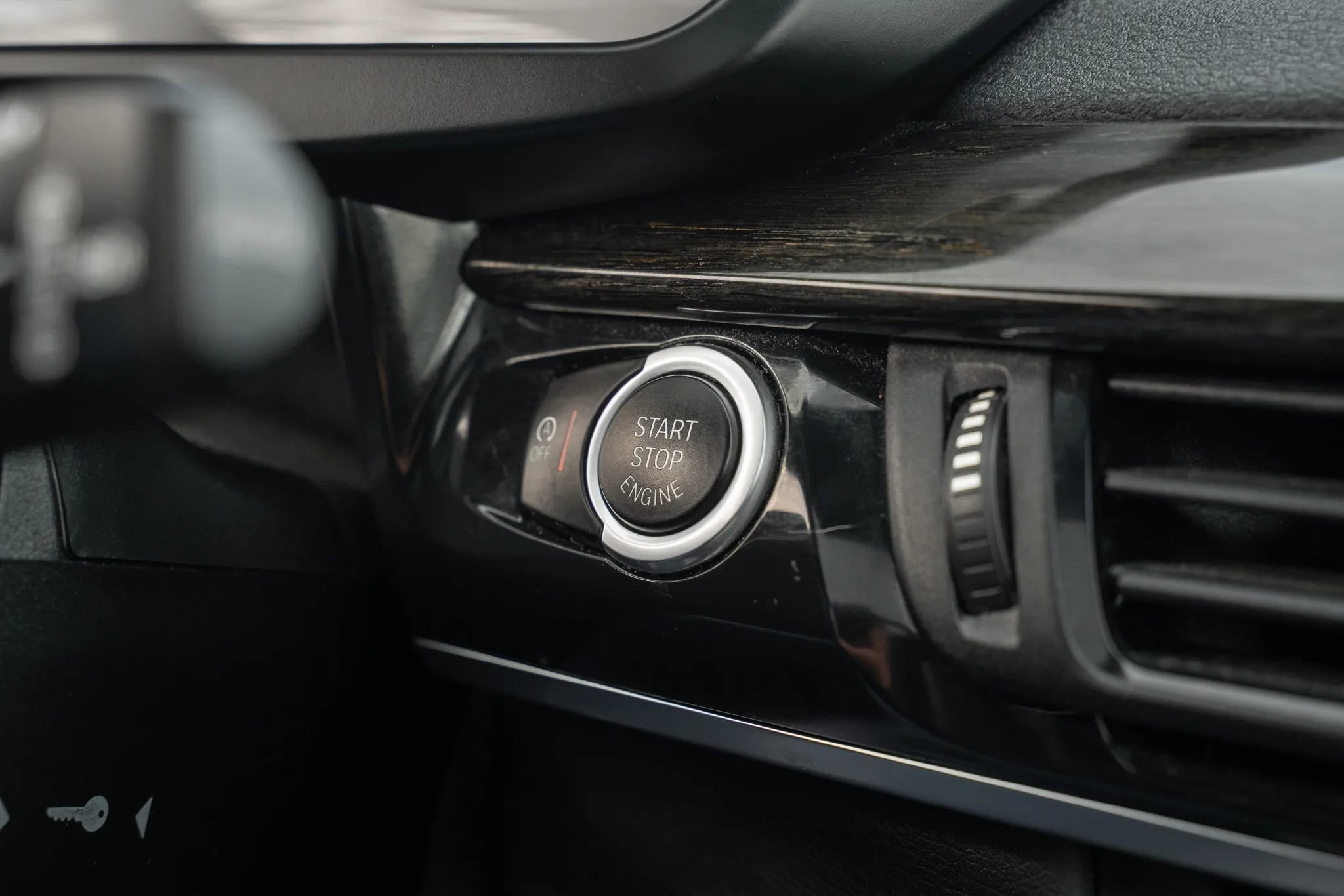 Used 2018 BMW X5 xDrive35i image 30