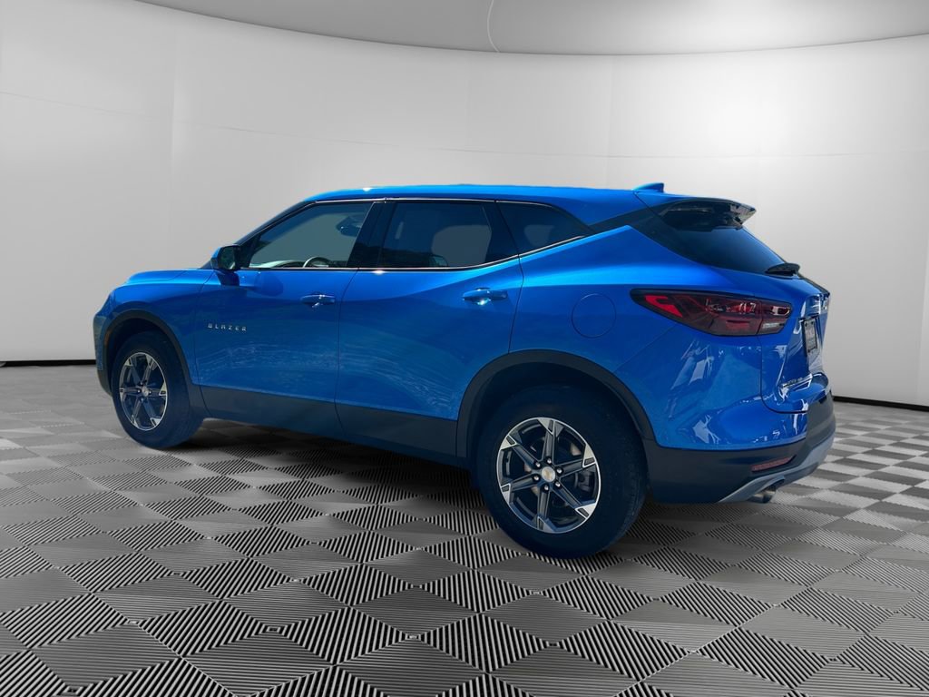 Used 2025 Chevrolet Blazer LT image 5