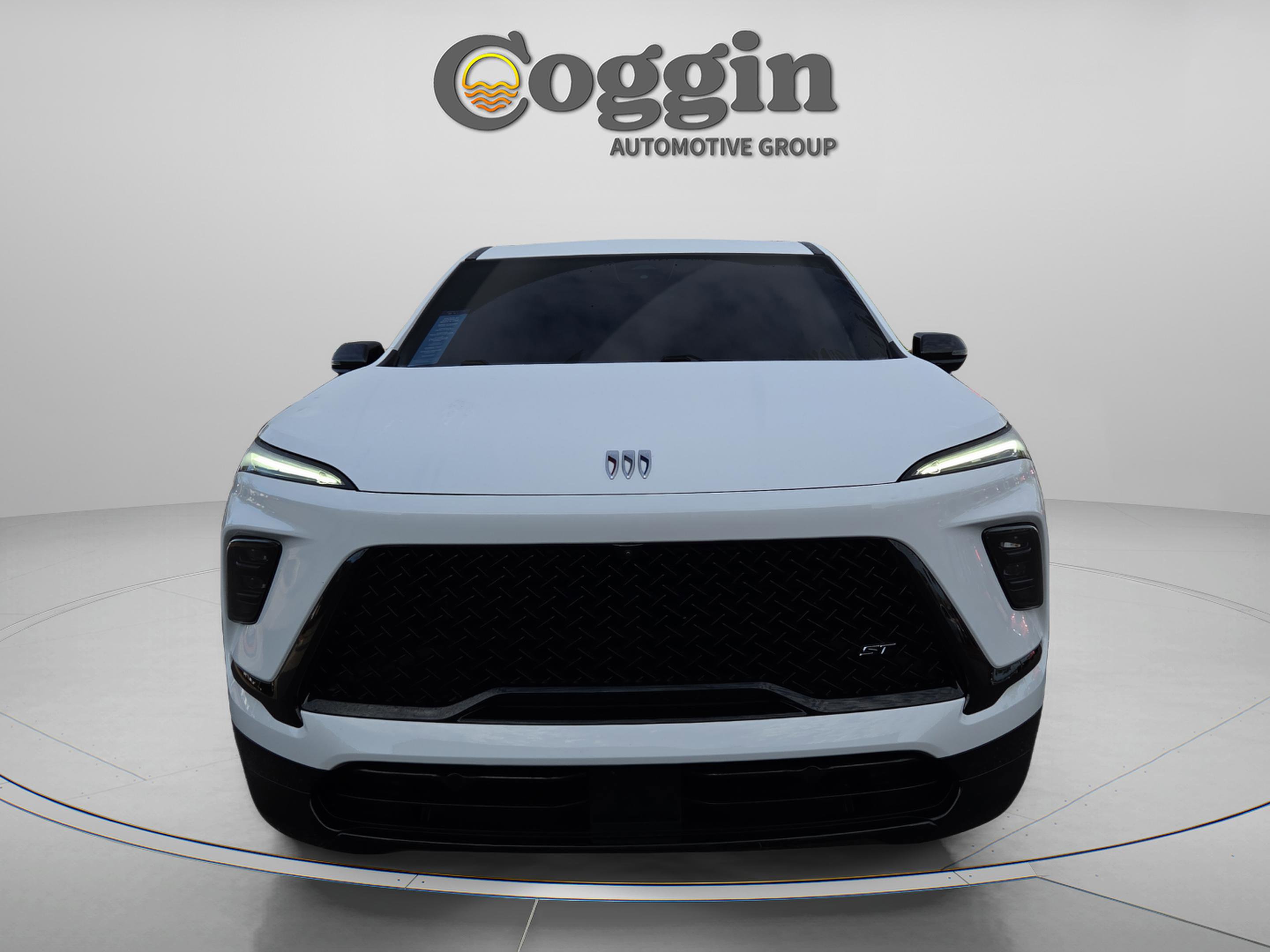 Used 2025 Buick Enclave Sport Touring w/ Power Package image 8