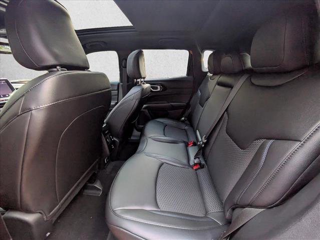 New 2026 Jeep Compass Latitude w/ Sun and Sound Group image 18