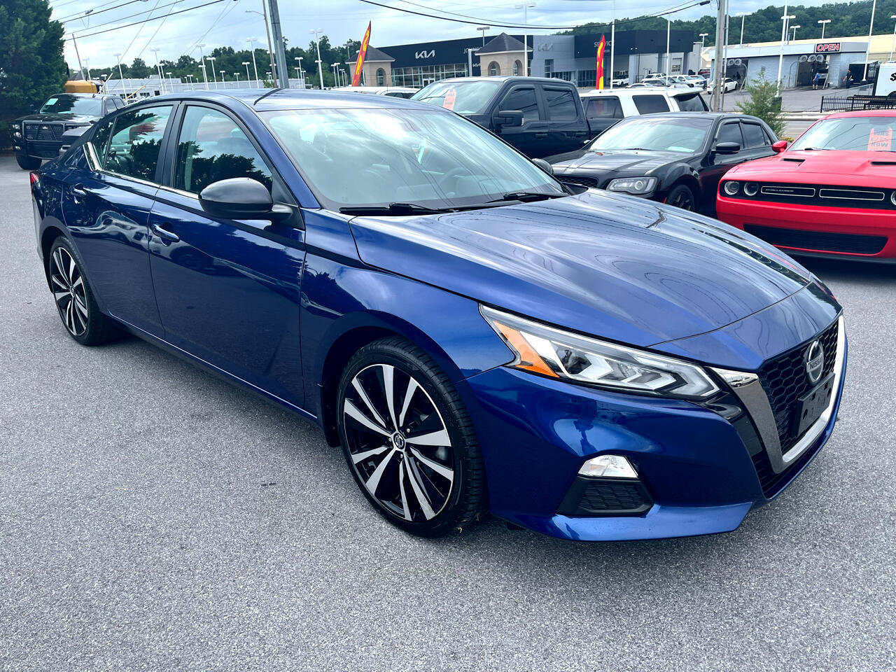 Used 2020 Nissan Altima 2.5 SR image 3