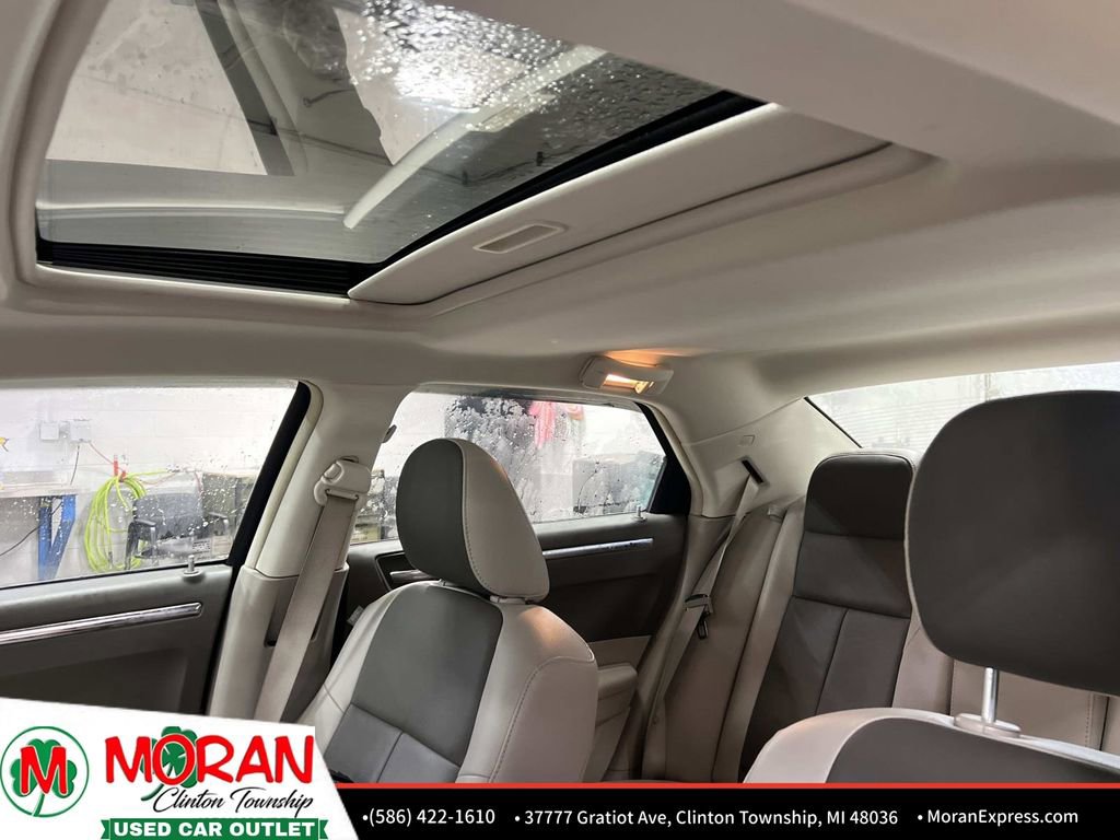 Used 2008 Chrysler 300 Touring image 25