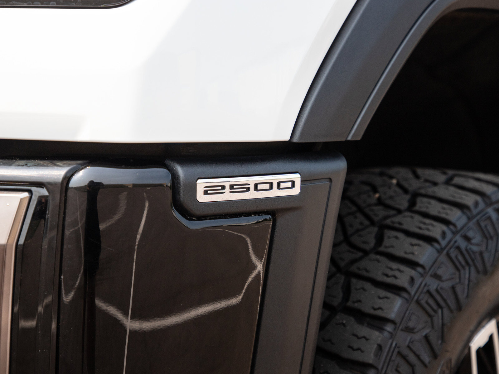 Used 2024 GMC Sierra 2500 AT4X AWD/4WD image 34