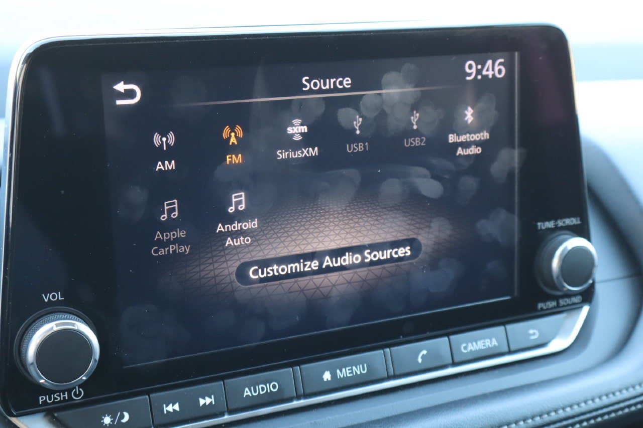 Used 2024 Nissan Rogue S FWD image 7
