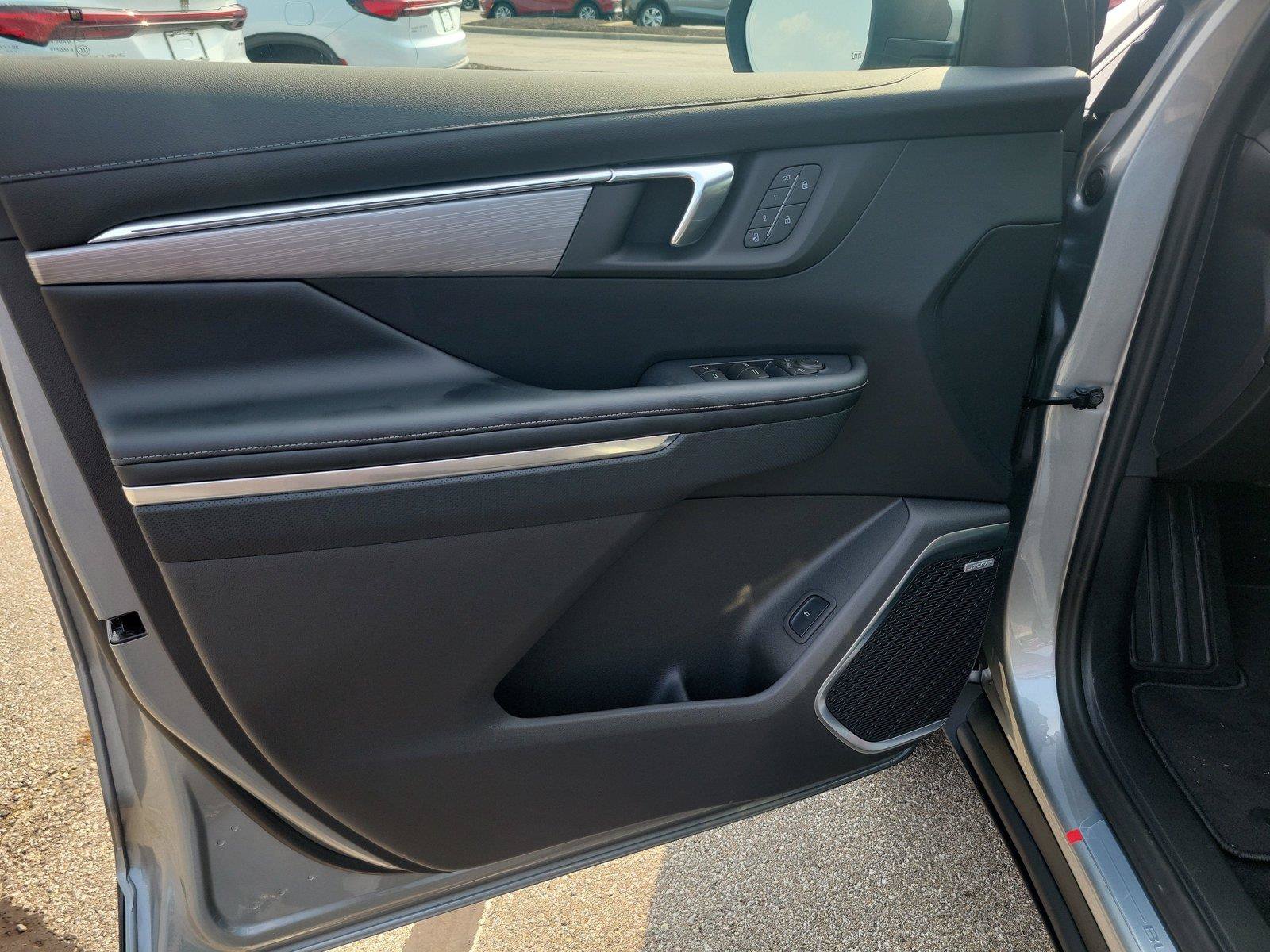 New 2027 Buick Enclave Preferred w/ Power Package FWD image 21
