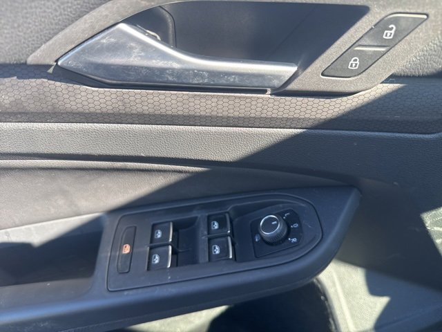 Used 2022 Volkswagen GTI Autobahn image 14