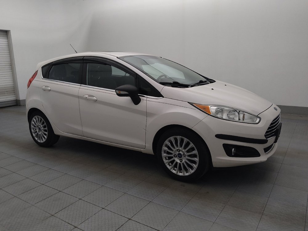 Used 2016 Ford Fiesta Titanium image 11
