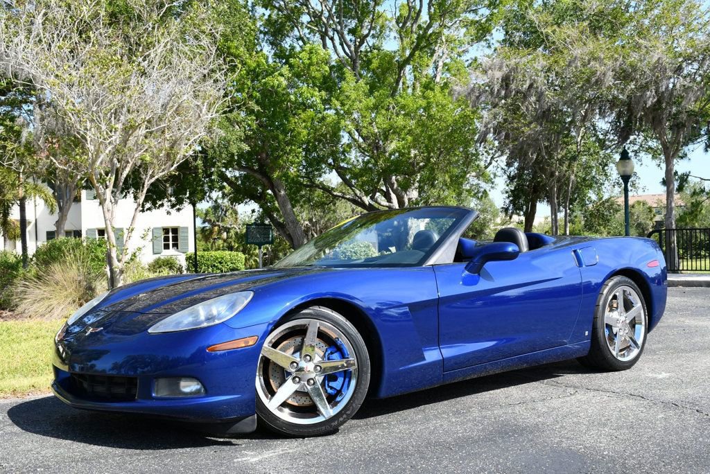 Used 2007 Chevrolet Corvette Convertible w/ Preferred Equipment Group RWD image 19