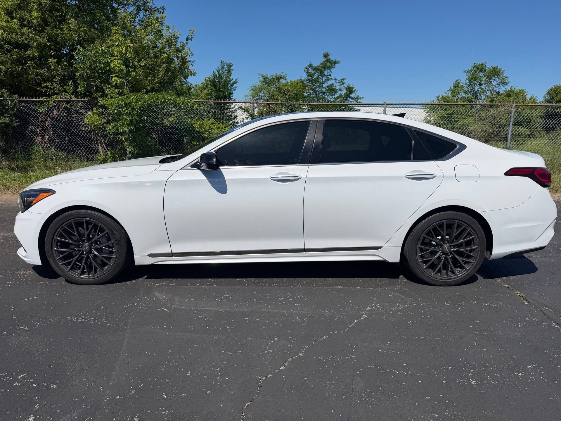 Used 2018 Genesis G80 3.3T Sport AWD/4WD image 9