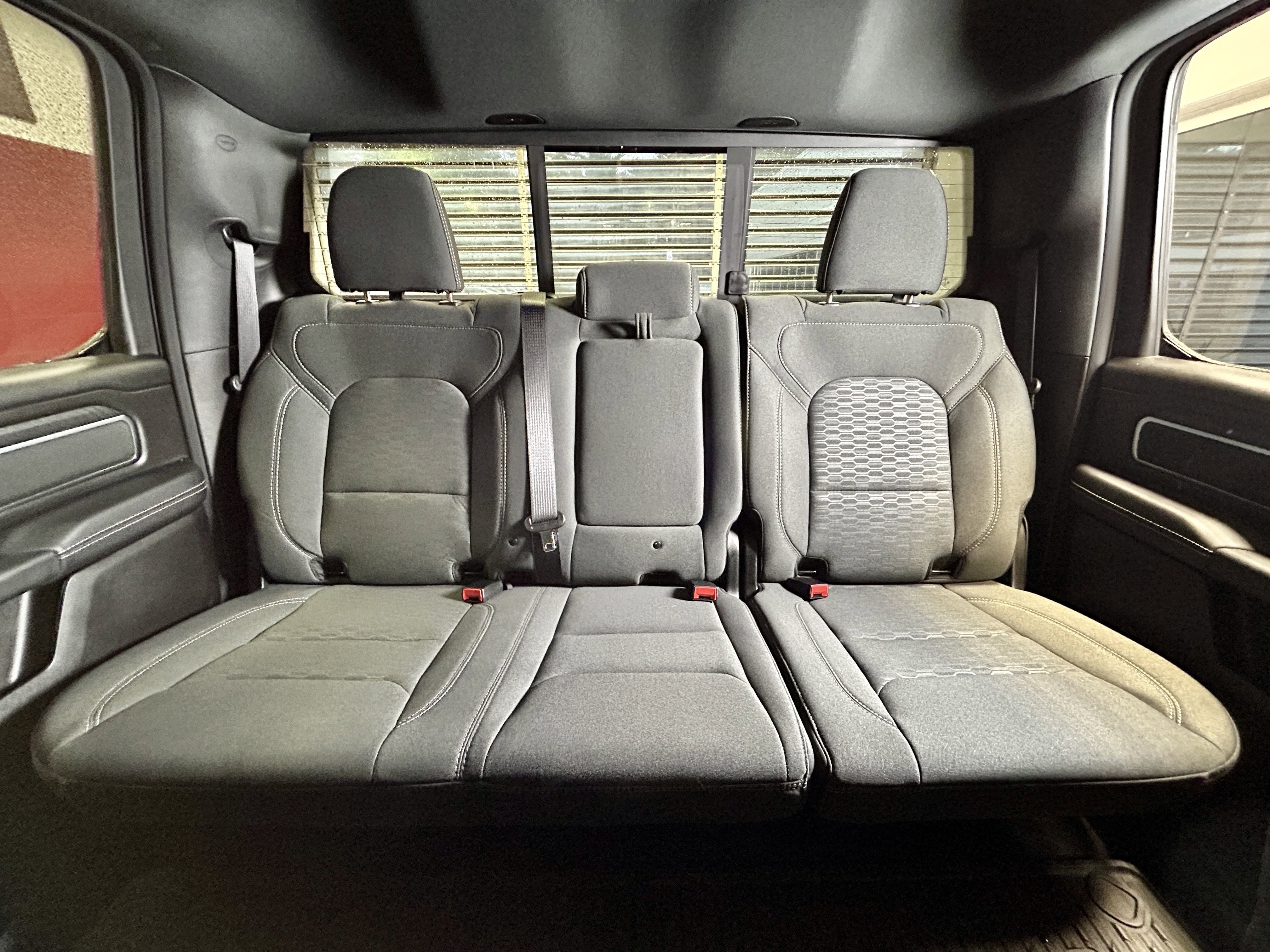 Certified 2025 RAM 1500 Big Horn AWD/4WD image 40
