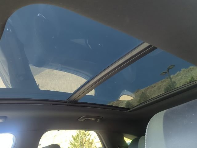 Used 2023 Genesis GV70 2.5T w/ Sport Prestige Package image 16