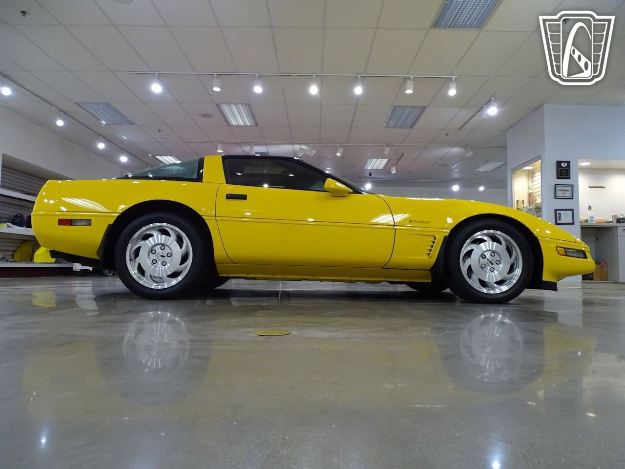 Used 1996 Chevrolet Corvette Coupe RWD image 20