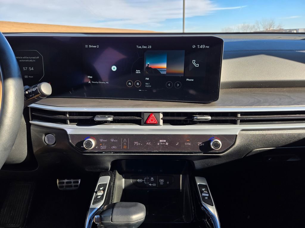 Used 2025 Kia Sorento SX Prestige w/ Olive Brown Leather Package image 20