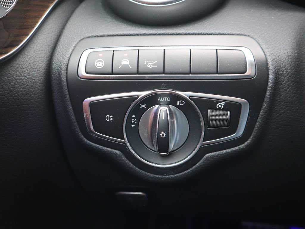 Used 2021 Mercedes-Benz C 300 Coupe image 23