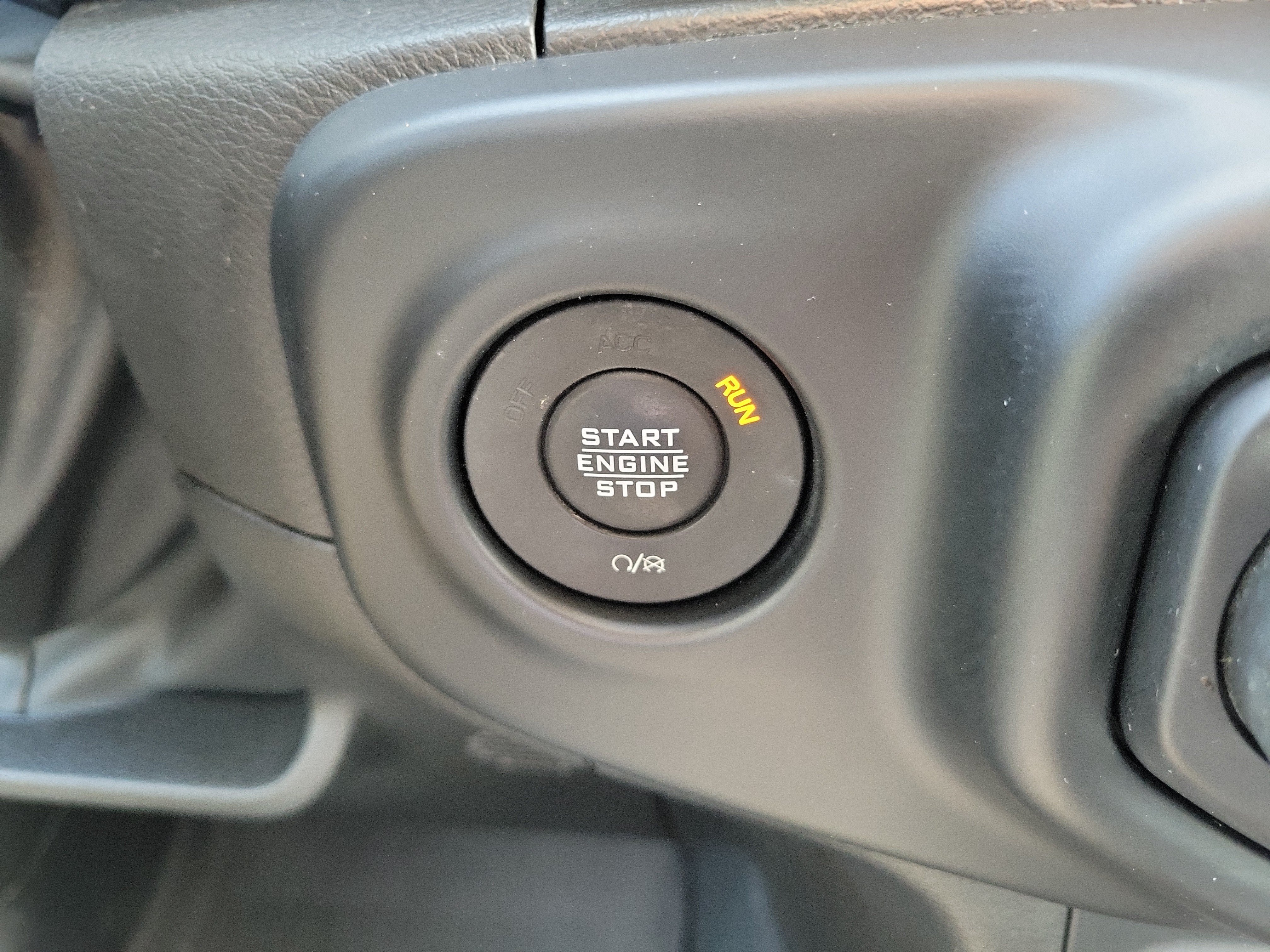 Used 2022 Jeep Gladiator Sport AWD/4WD image 29