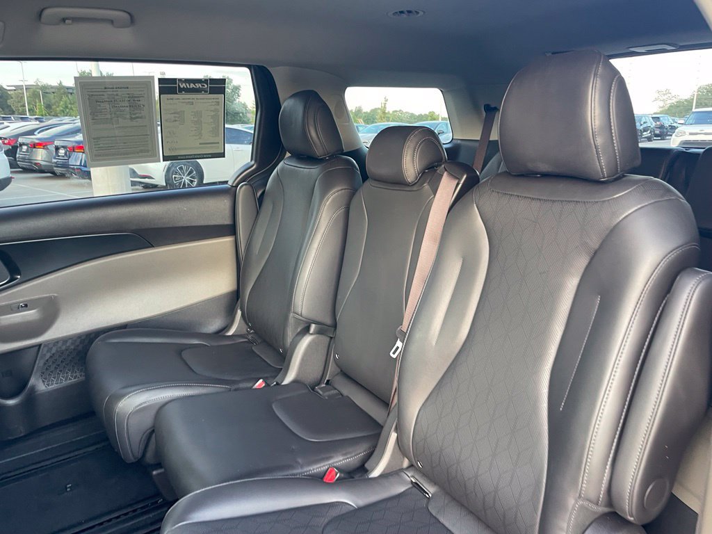 Used 2026 Kia Carnival LXS FWD image 27