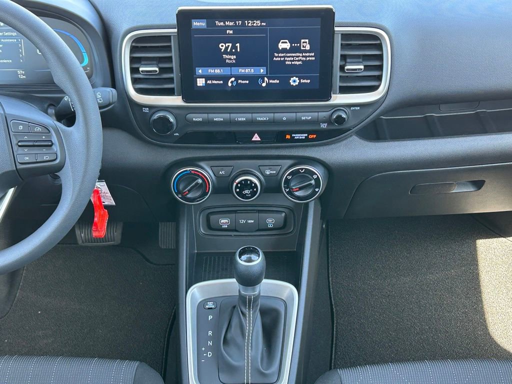 New 2026 Hyundai Venue SE image 14