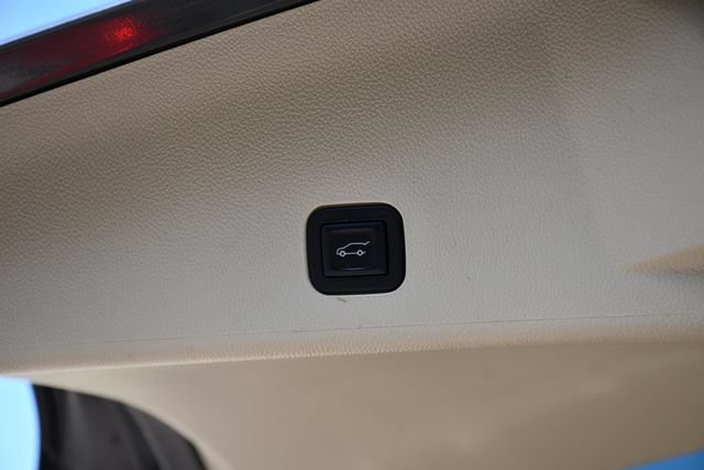 Used 2012 Cadillac SRX Luxury AWD/4WD image 33