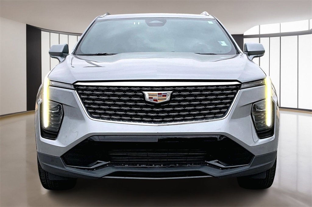 Certified 2024 Cadillac XT4 Premium Luxury image 3