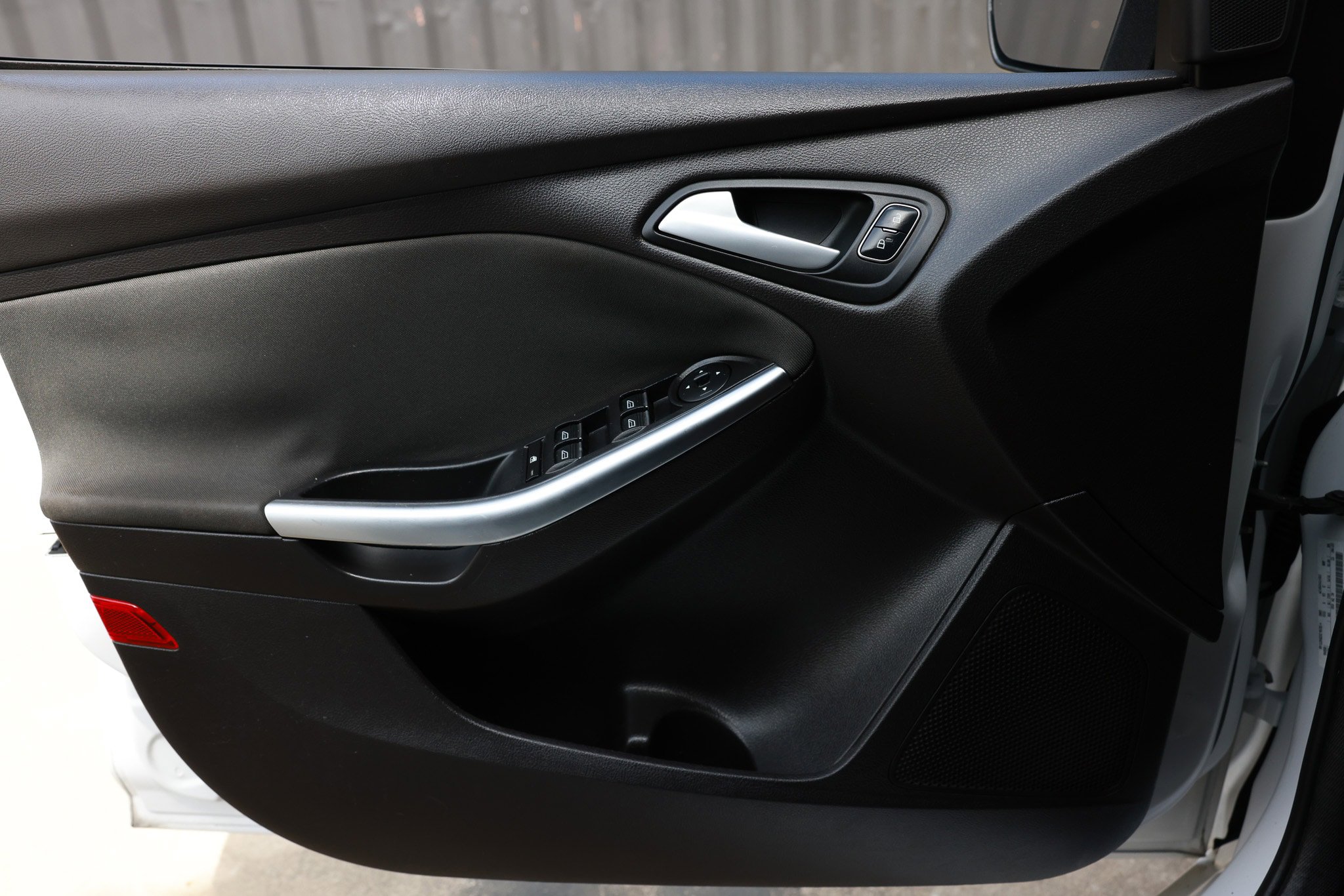 Used 2017 Ford Focus ST FWD image 48