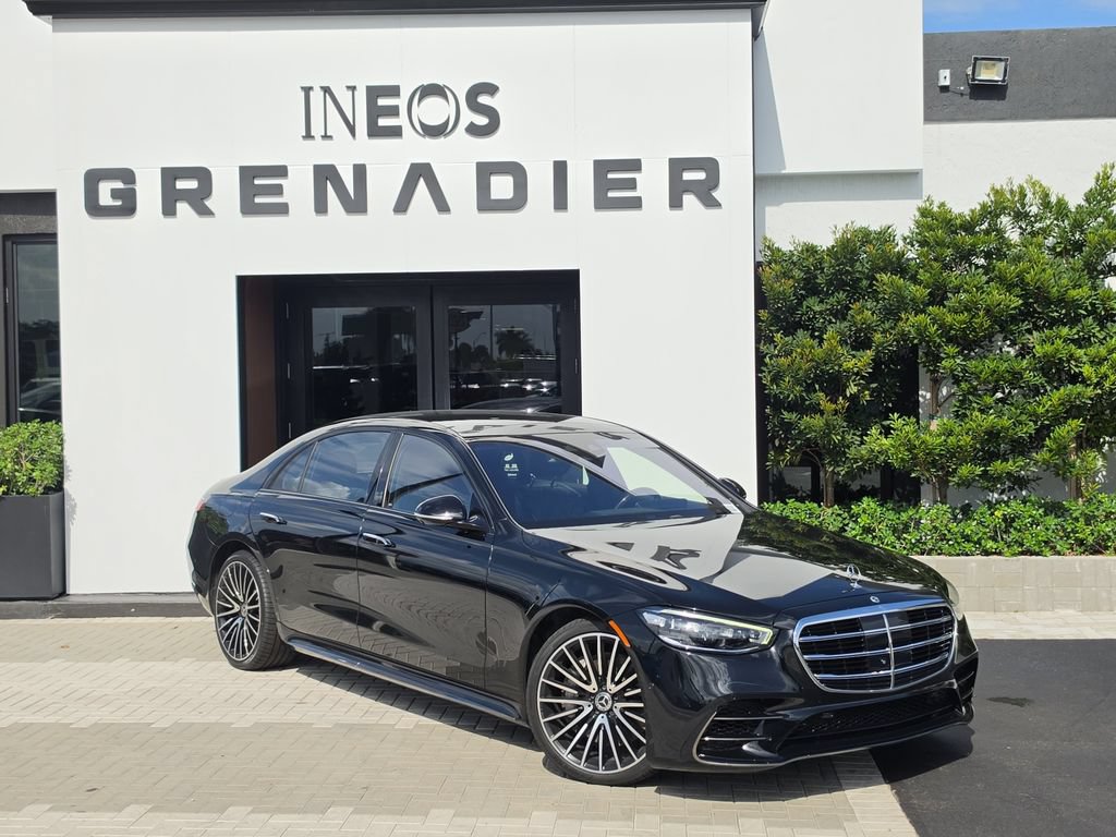 Used 2023 Mercedes-Benz S 580 4MATIC Sedan image 2