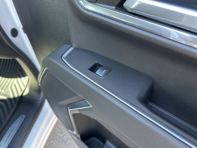 Used 2024 GMC Sierra 1500 Elevation image 21
