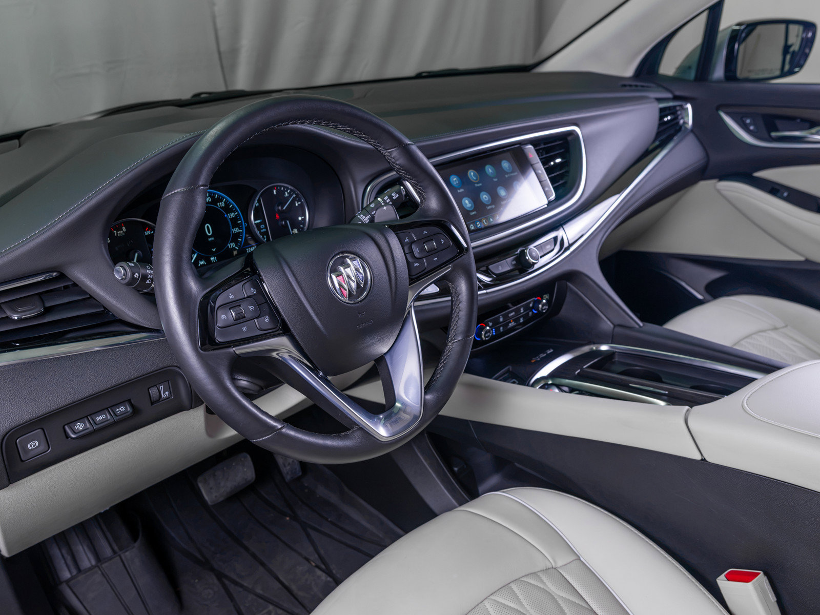 Used 2024 Buick Enclave Avenir w/ Avenir Technology Package AWD/4WD image 21