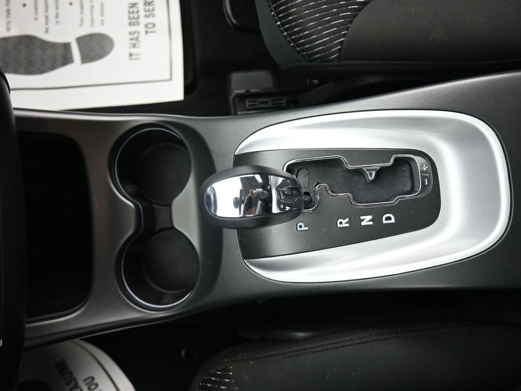 Used 2019 Dodge Journey SE image 26