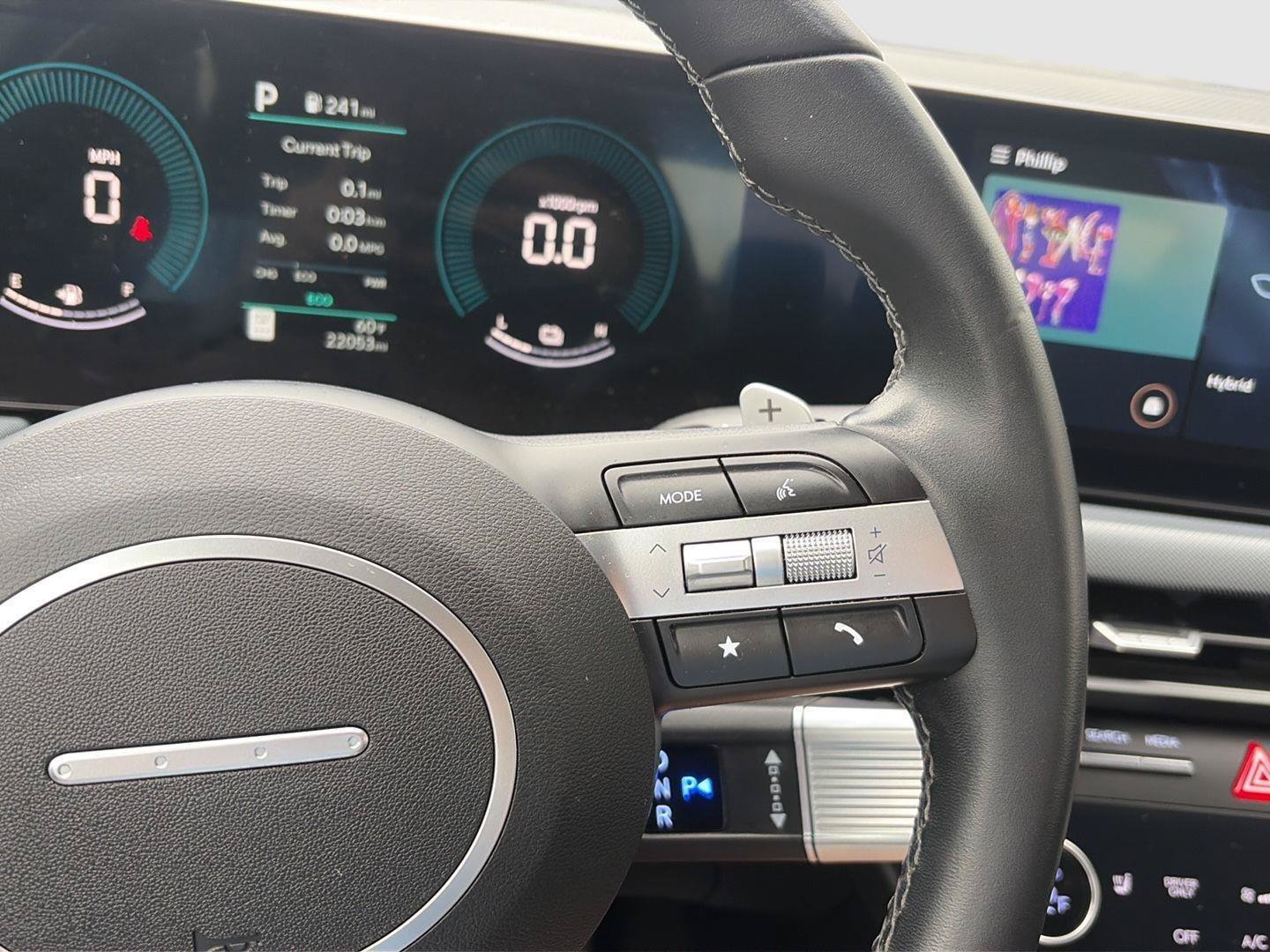 Used 2025 Hyundai Sonata SEL FWD image 11