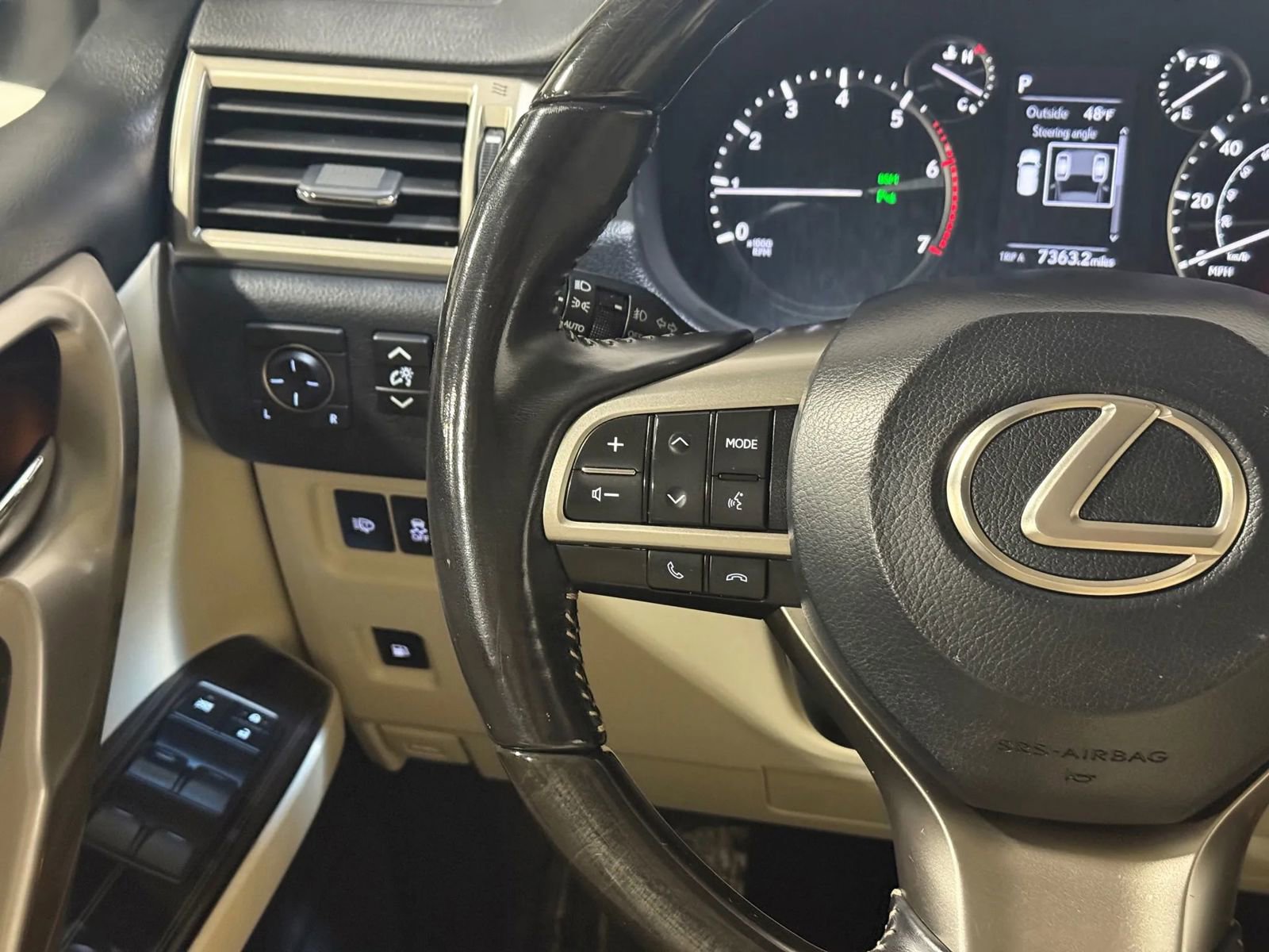 Used 2020 Lexus GX 460 Premium w/ Premium Package image 24