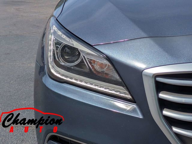 Used 2016 Hyundai Genesis 3.8 RWD image 11
